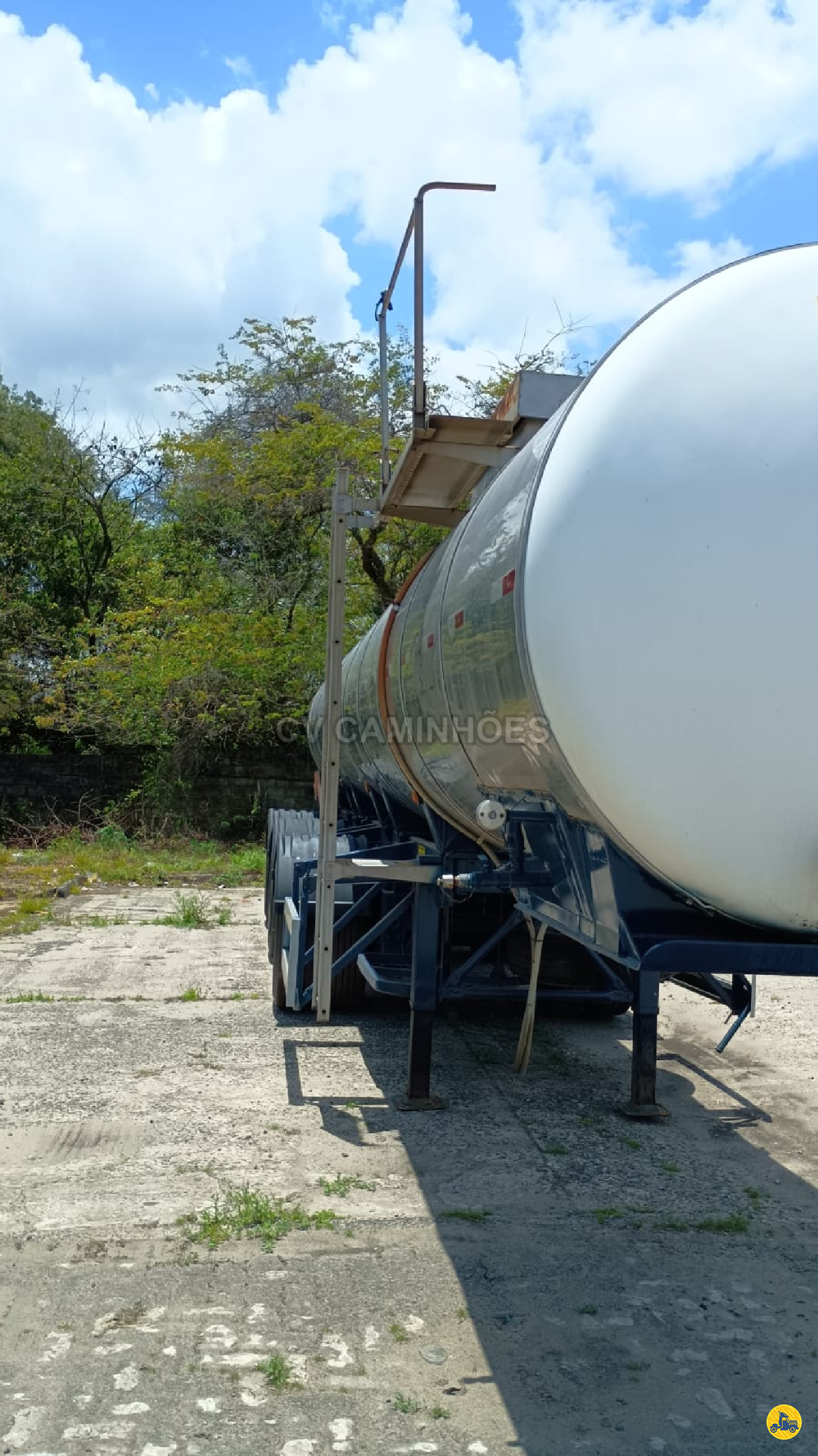 CARRETA SEMI-REBOQUE TANQUE INOX CV Caminhões  VACARIA RIO GRANDE DO SUL RS